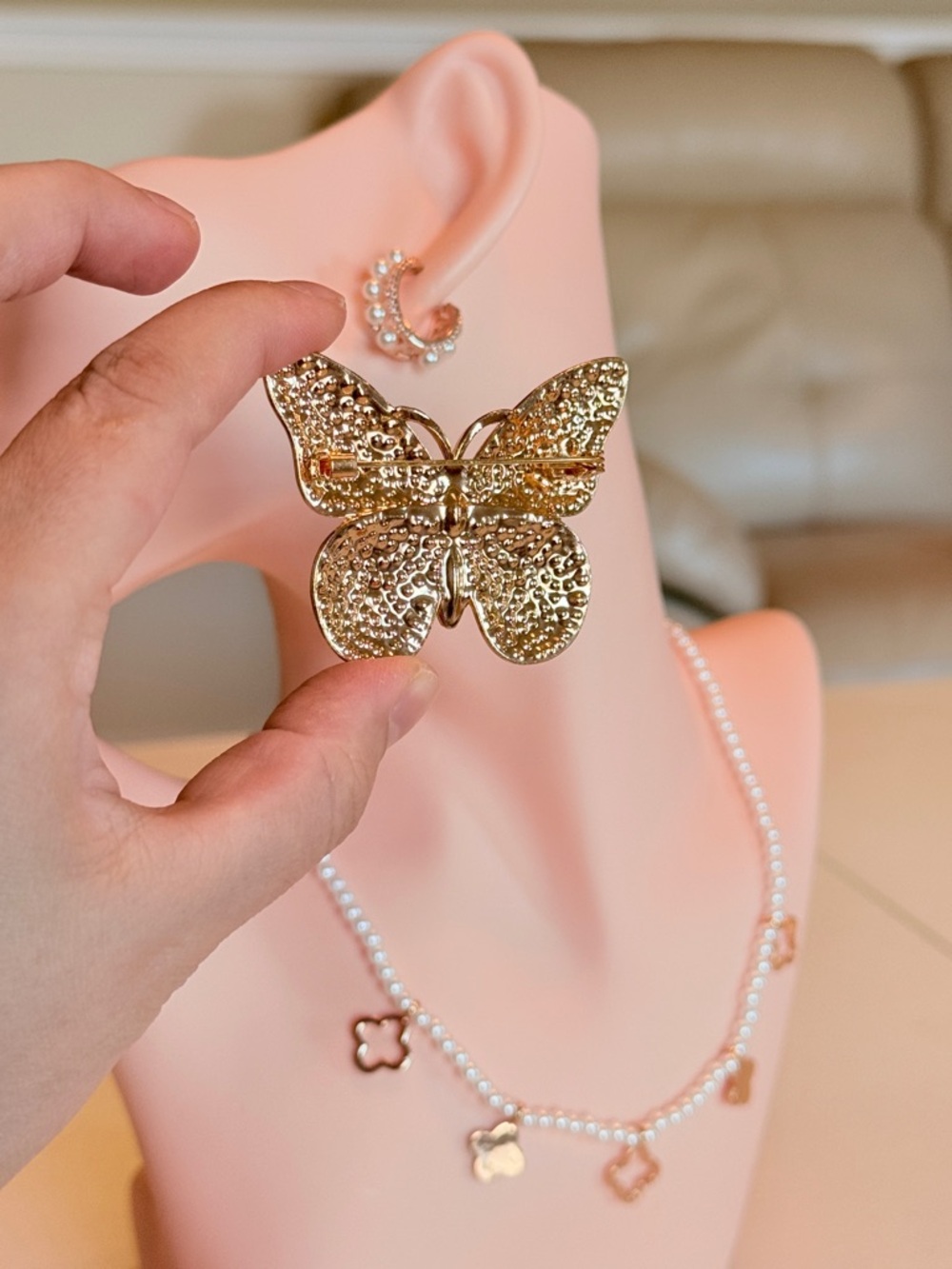 Gold-Tone Leopard Print Butterfly Brooch - Elegant Women Jewelry - Picture 7 of 10
